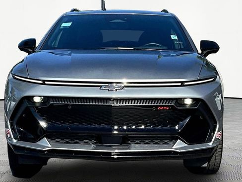 Used 2024 Chevrolet Equinox EV RS image 2