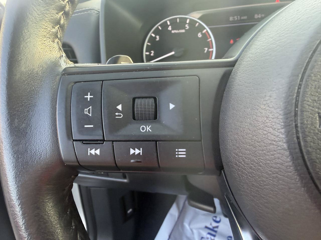Used 2024 Nissan Rogue SV w/ SV Premium Package AWD/4WD image 28