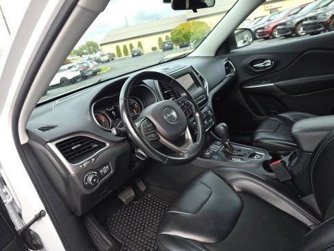 Used 2020 Jeep Cherokee Latitude Plus w/ Cold Weather Group image 15