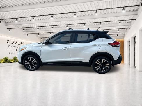 Used 2019 Nissan Kicks SR w/ Exterior Package FWD image 6