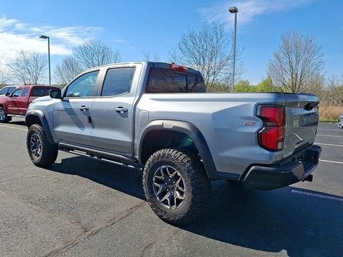 New 2026 Chevrolet Colorado ZR2 w/ Technology Package AWD/4WD image 4
