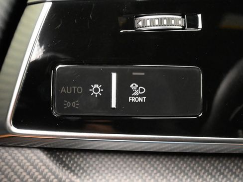 Used 2023 Audi RS Q8 w/ Black Optic Package image 66