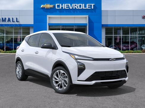 New 2027 Chevrolet Bolt LT FWD image 7