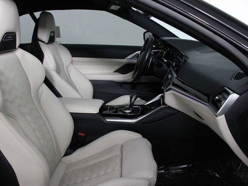 Used 2022 BMW M4 xDrive Competition image 28
