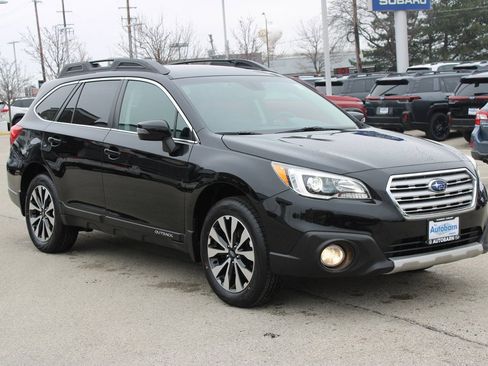 Used 2017 Subaru Outback 2.5i Limited image 3