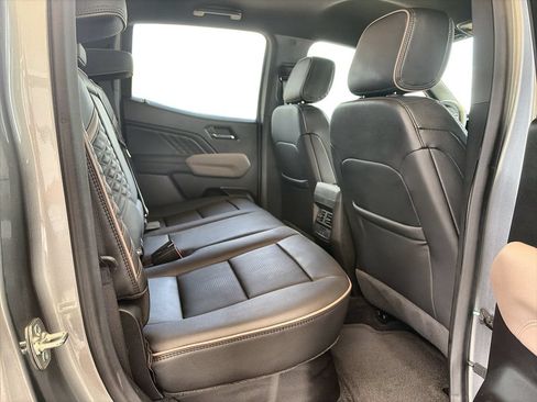 Certified 2025 GMC Canyon Denali AWD/4WD image 28
