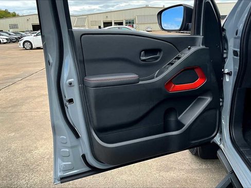New 2026 Nissan Frontier Pro-X w/ Pro-X Convenience Package image 16