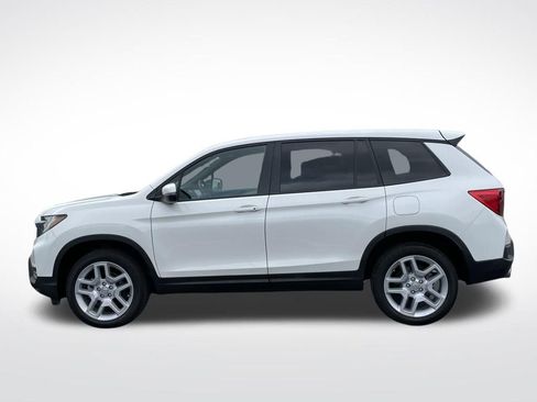 Used 2025 Honda Passport EX-L image 2