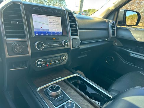 Used 2020 Ford Expedition Max Platinum image 21
