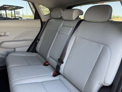 Used 2025 Hyundai Kona Limited FWD image 36