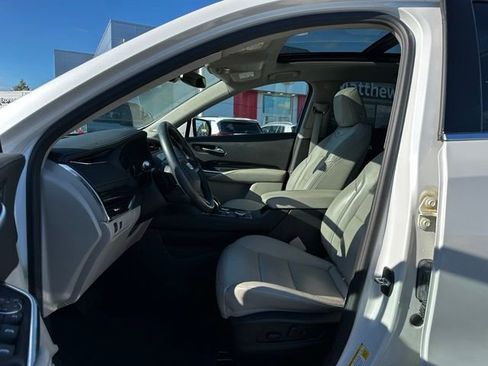 Used 2023 Cadillac XT4 Premium Luxury w/ Driver Assist Package AWD/4WD image 9