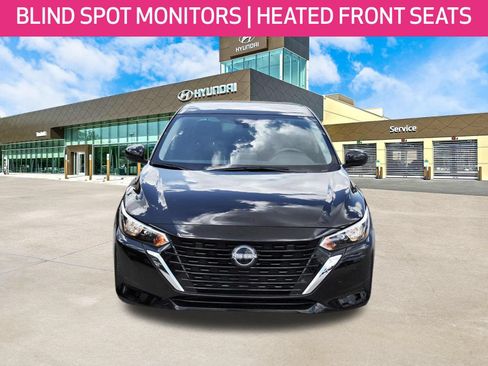 Used 2025 Nissan Sentra SV w/ All-Weather Package FWD image 2