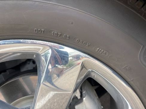 Used 2022 Ford F150 Lariat w/ Equipment Group 502A High image 13