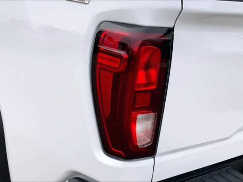 Used 2022 GMC Sierra 3500 SLE w/ SLE Convenience Package image 28