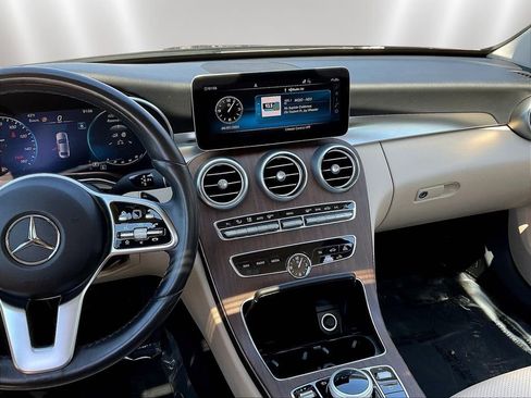 Used 2021 Mercedes-Benz C 300 4MATIC Sedan image 9