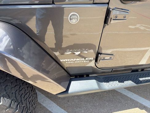 Used 2016 Jeep Wrangler Unlimited Sahara w/ Connectivity Group image 6