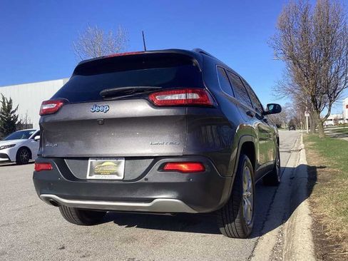 Used 2018 Jeep Cherokee Limited image 13