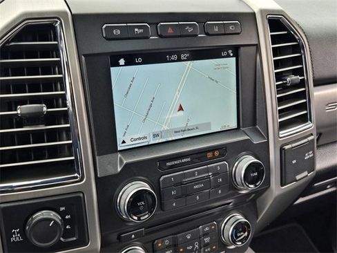 Used 2017 Ford F350 Platinum w/ Platinum Ultimate Package image 22