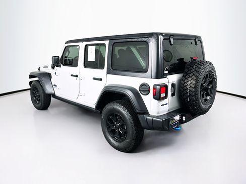 Used 2023 Jeep Wrangler Unlimited w/ Convenience Group AWD/4WD image 5