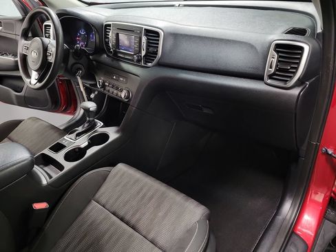 Used 2019 Kia Sportage LX FWD image 34