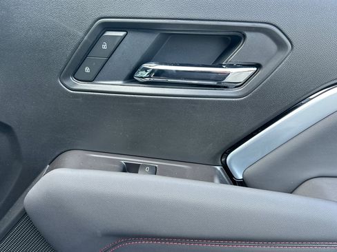 New 2025 Chevrolet Colorado Z71 w/ Technology Package image 19