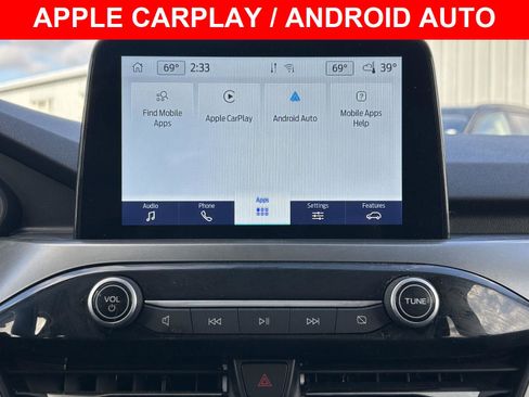 Used 2024 Ford Escape Active w/ Cold Weather Package image 4