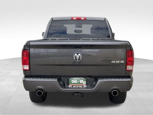 Used 2018 RAM 1500 Express w/ Express Value Package AWD/4WD image 8