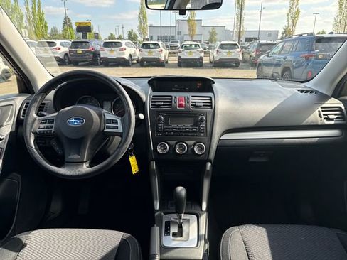 Used 2015 Subaru Forester 2.5i w/ Alloy Wheel Package AWD/4WD image 11