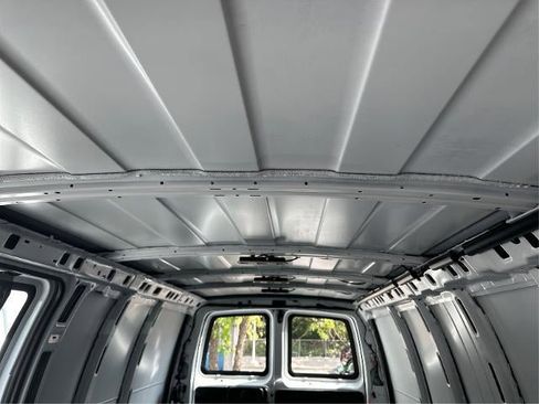 New 2025 GMC Savana 3500 Extended w/ Driver Convenience Package image 25