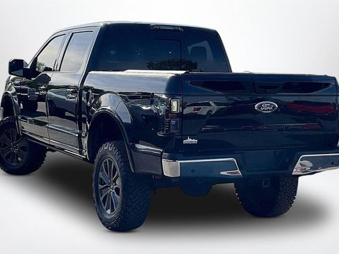 Used 2019 Ford F150 Lariat w/ FX4 Off-Road Package AWD/4WD image 5
