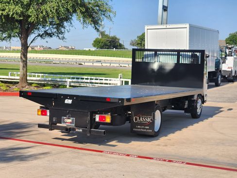 New 2024 Chevrolet Low Cab Forward image 13