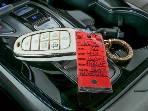 Used 2023 Hyundai Tucson Limited w/ Cargo Package image 34