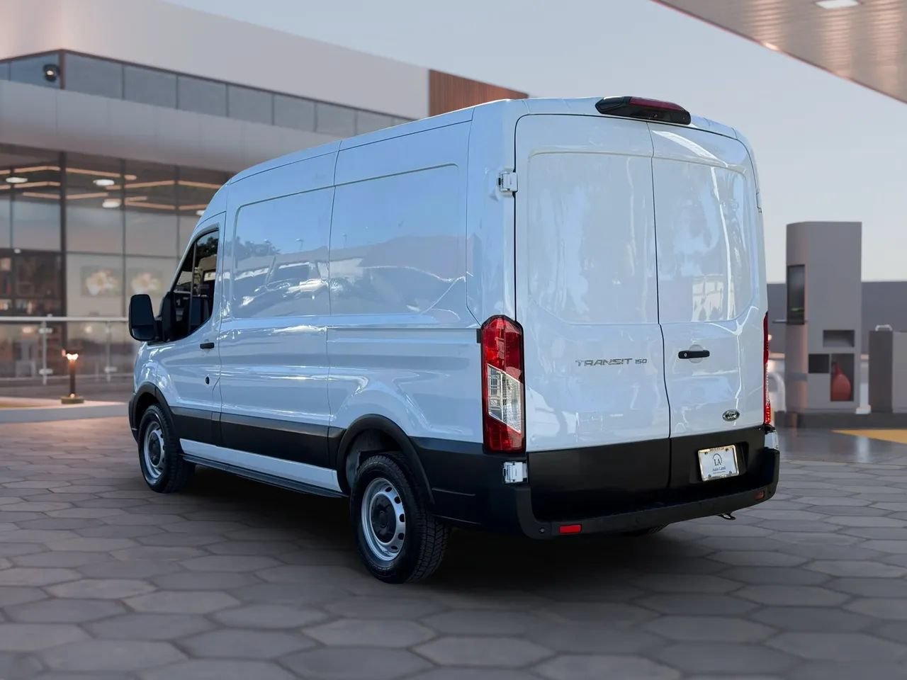 Used 2021 Ford Transit 150 Medium Roof RWD image 4