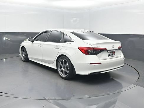 Used 2023 Honda Civic Touring image 27