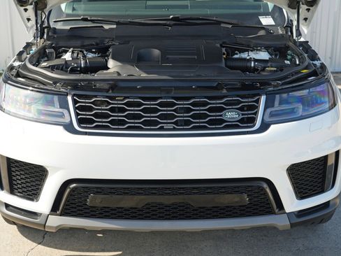 Used 2022 Land Rover Range Rover Sport SE image 8