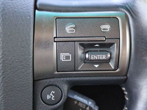 Used 2017 Lexus GX 460 image 28