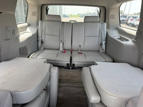 Used 2014 Chevrolet Tahoe LT w/ All-Star Edition AWD/4WD image 18