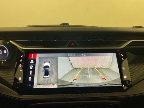 New 2026 Jeep Cherokee Overland image 15