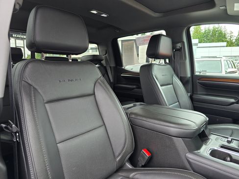 Used 2024 GMC Sierra 1500 Denali w/ Denali Reserve Package AWD/4WD image 10