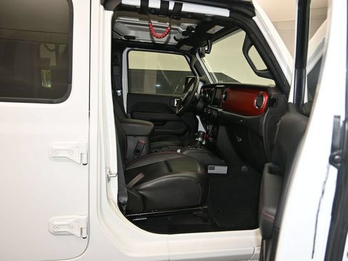 Used 2023 Jeep Gladiator Rubicon w/ Trailer Tow Package AWD/4WD image 27
