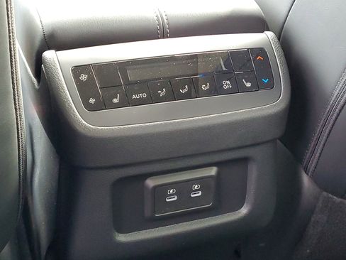 New 2026 Nissan Pathfinder SL w/ SL Premium Package AWD/4WD image 28