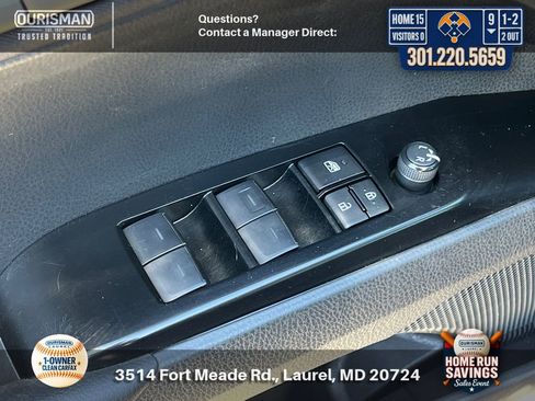 Used 2025 Toyota Camry LE image 8