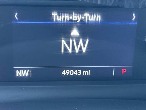 Used 2021 Cadillac XT5 Premium Luxury FWD image 27