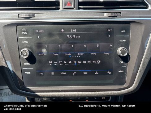 Used 2021 Volkswagen Tiguan SE R-Line w/ 3rd Row Seat Package AWD/4WD image 38