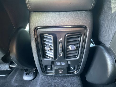Used 2019 Jeep Grand Cherokee High Altitude image 10