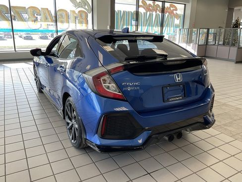 Used 2018 Honda Civic Sport image 5