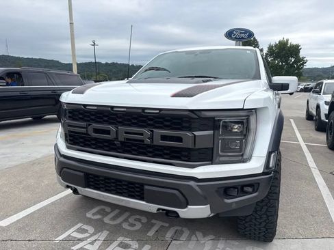 Used 2022 Ford F150 Raptor w/ Equipment Group 801A High AWD/4WD image 9