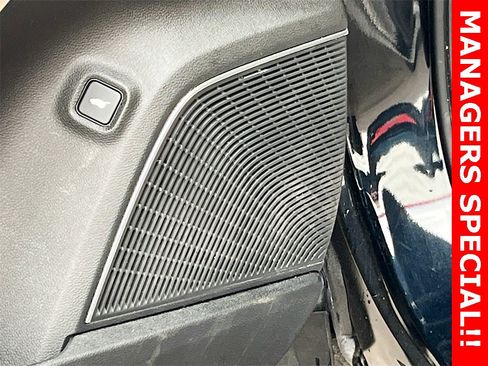 Used 2023 Acura MDX SH-AWD w/ Advance Package image 19