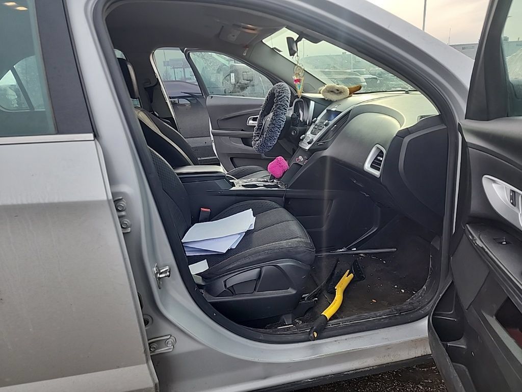 Used 2015 Chevrolet Equinox LS AWD/4WD image 19