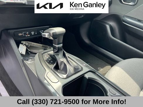 Certified 2025 Kia K4 GT-Line Turbo FWD image 35